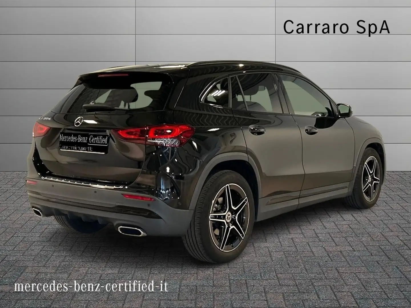Mercedes-Benz GLA 180 - GLA 180 d Premium auto Noir - 2