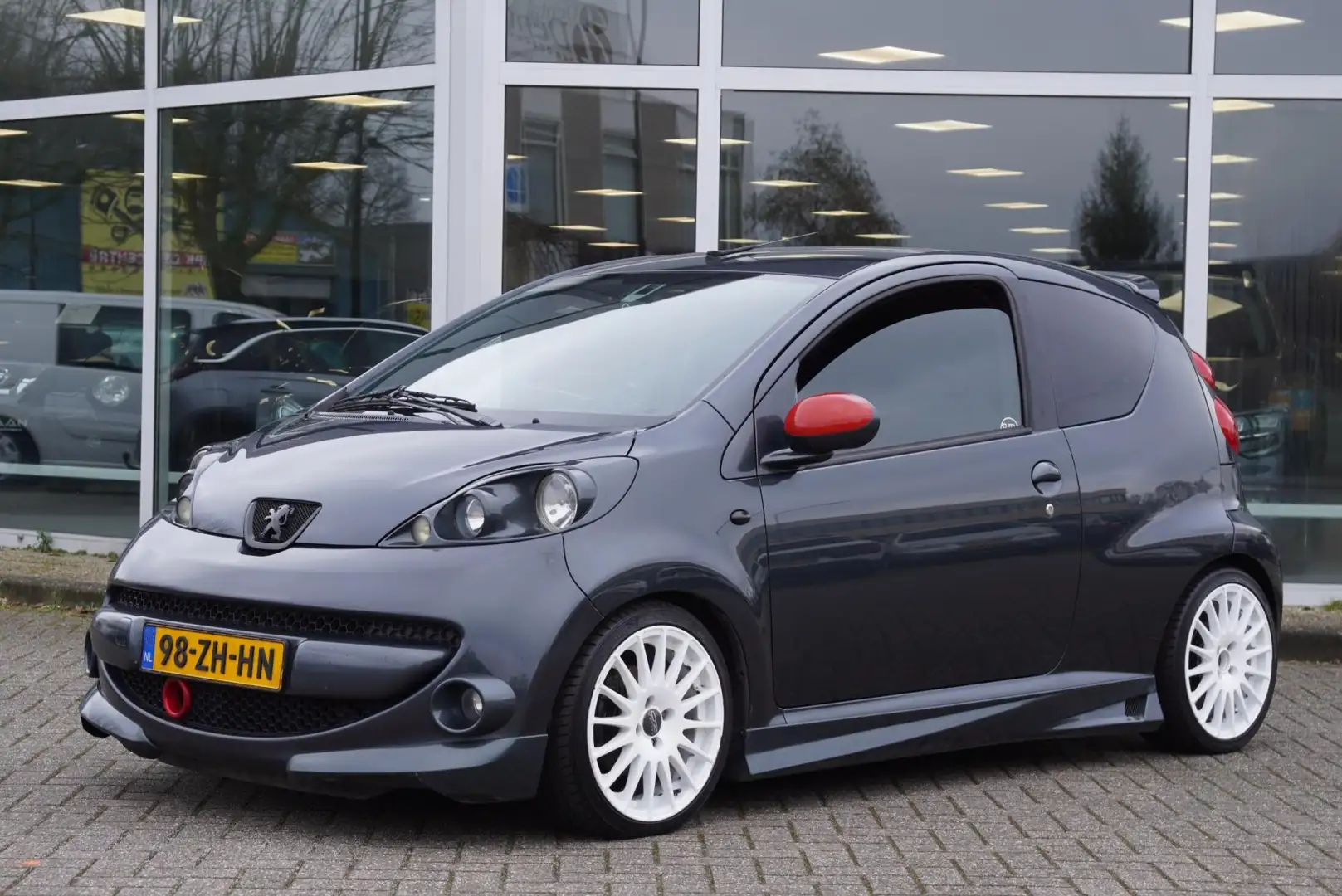 Peugeot 107 1.0-12V XS SCHAALSTOELEN OZ VELGEN ORIG NL Gris - 1