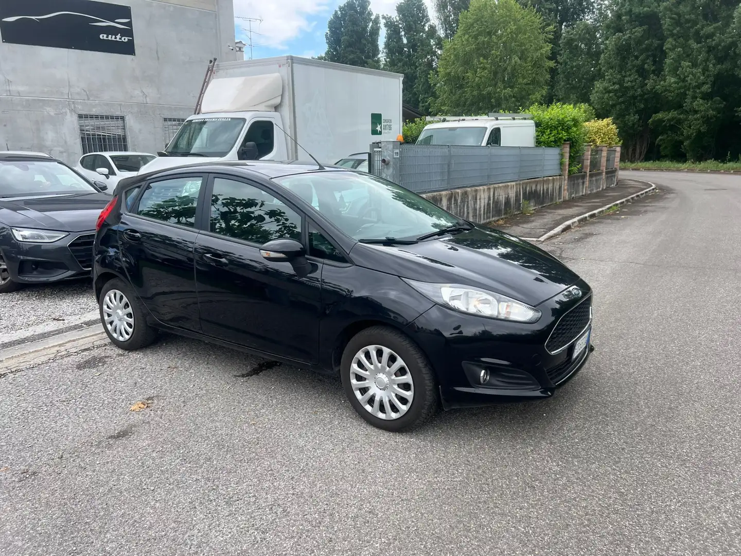 Ford Fiesta 1.0 EcoBoost 100CV 5 porte Powershift Business Nero - 1