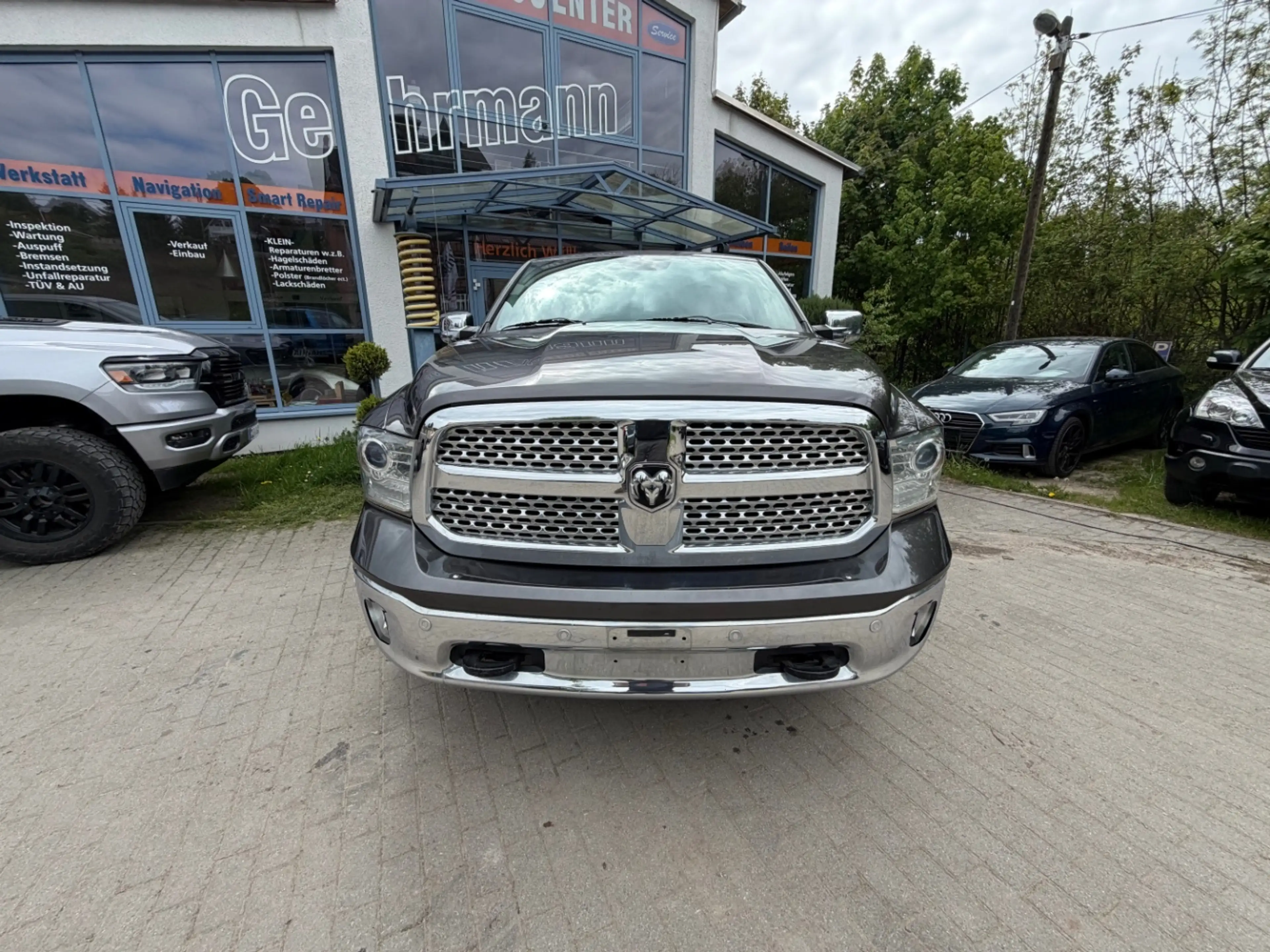 Dodge RAM 1500 5,7 Hemi"4x4"Laramie"UNFALLFREI LPG — photo 7