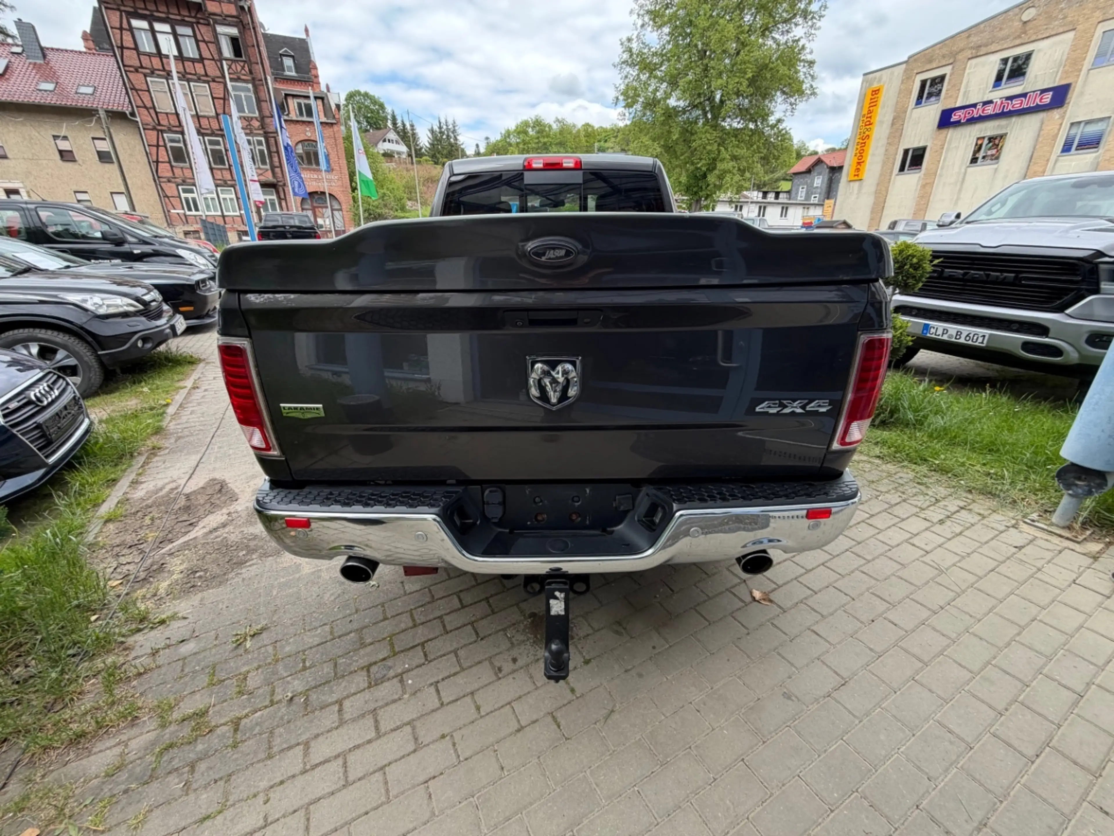 Dodge RAM 1500 5,7 Hemi"4x4"Laramie"UNFALLFREI LPG — photo 4