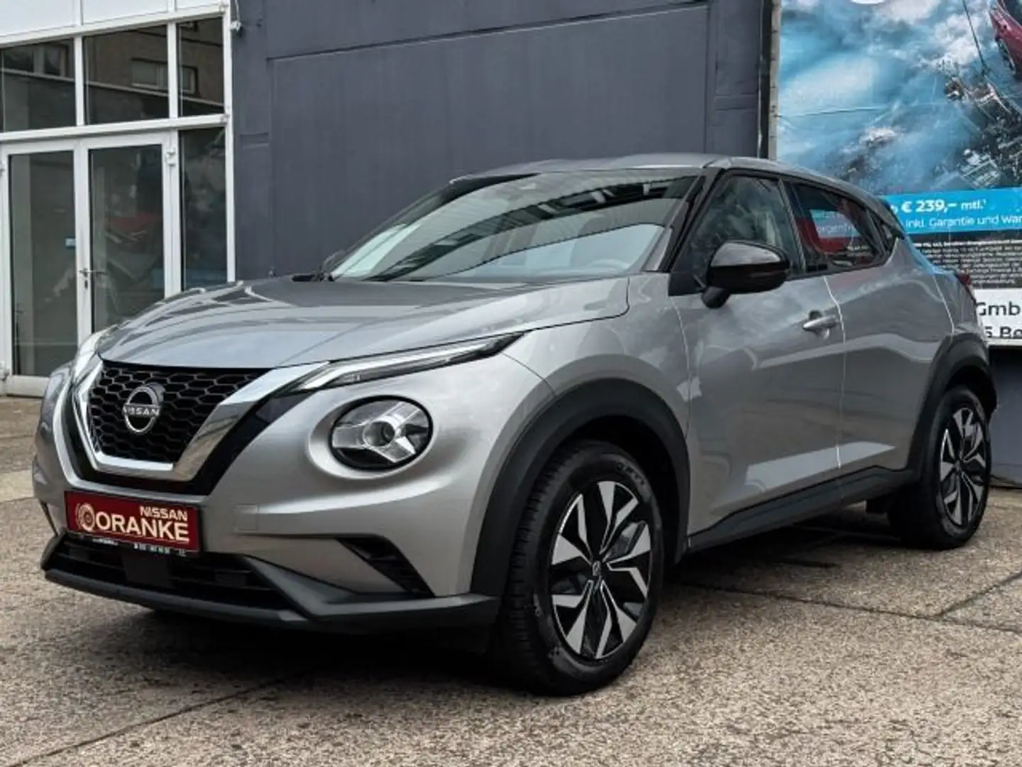 Nissan Juke 1.0 DIG-T Acenta K-Pack*Sitzhzg.*Allwetter Серебристый - 2