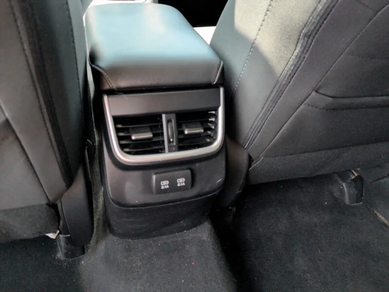 Subaru OUTBACK снимка Subaru OUTBACK
