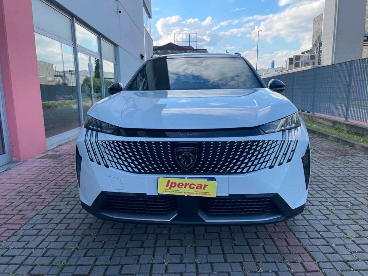 Peugeot 5008 Hybrid 1.2 145 e-DCS6 GT  Prezzo Promo