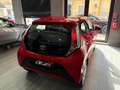 Toyota Aygo 1.0 69cv Automatica x-play ITALIANA Rot - thumbnail 4