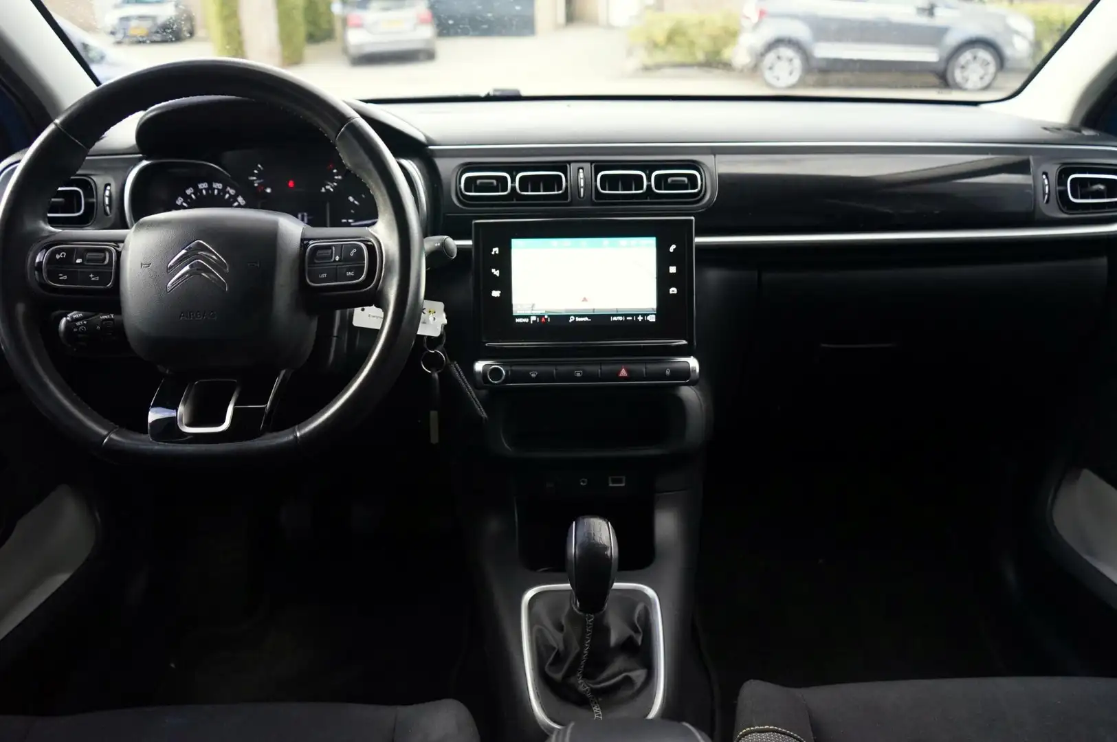 Citroen C3 1.2 PureTech Shine, Navi, Pdc, Camera, CC, Elek pa Blauw - 2