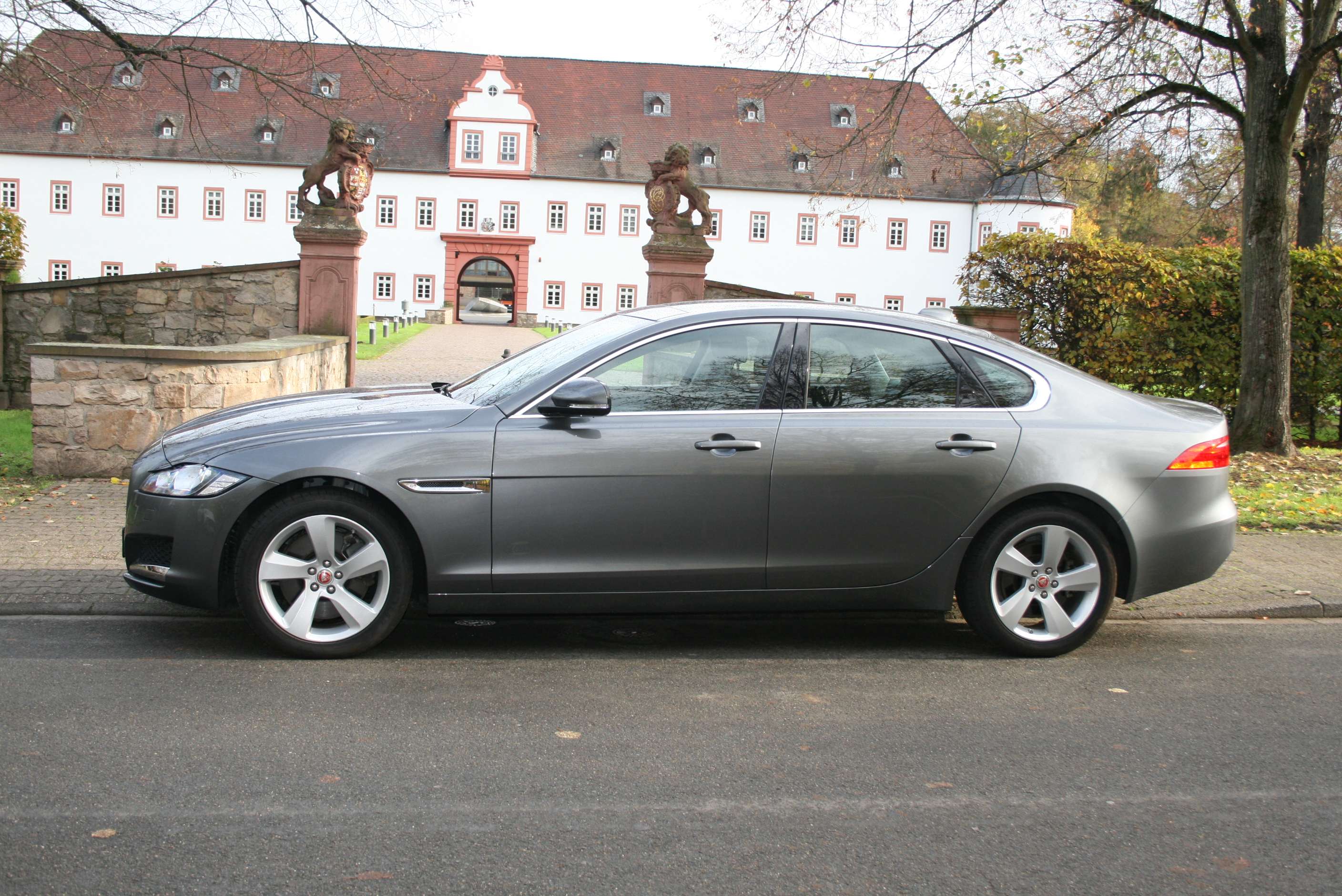 Second hand Jaguar Xf 2.0