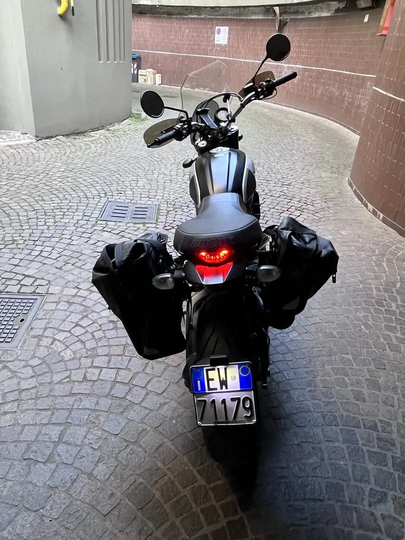 Ducati Scrambler Dark icon 800 - 2
