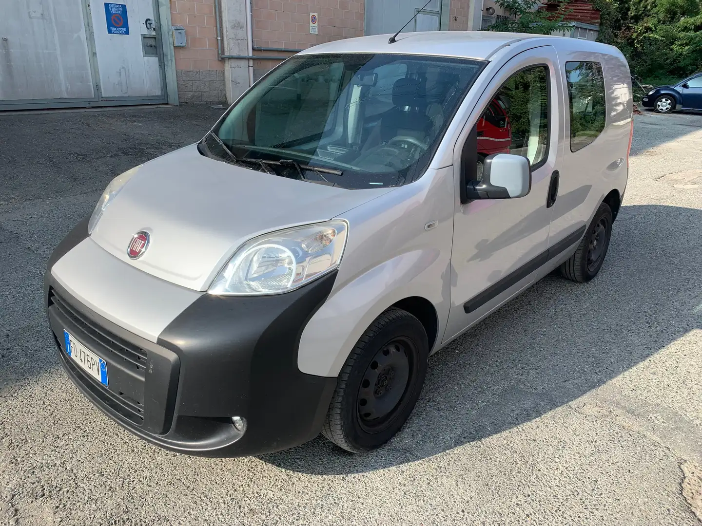 Fiat Fiorino Silber - 1