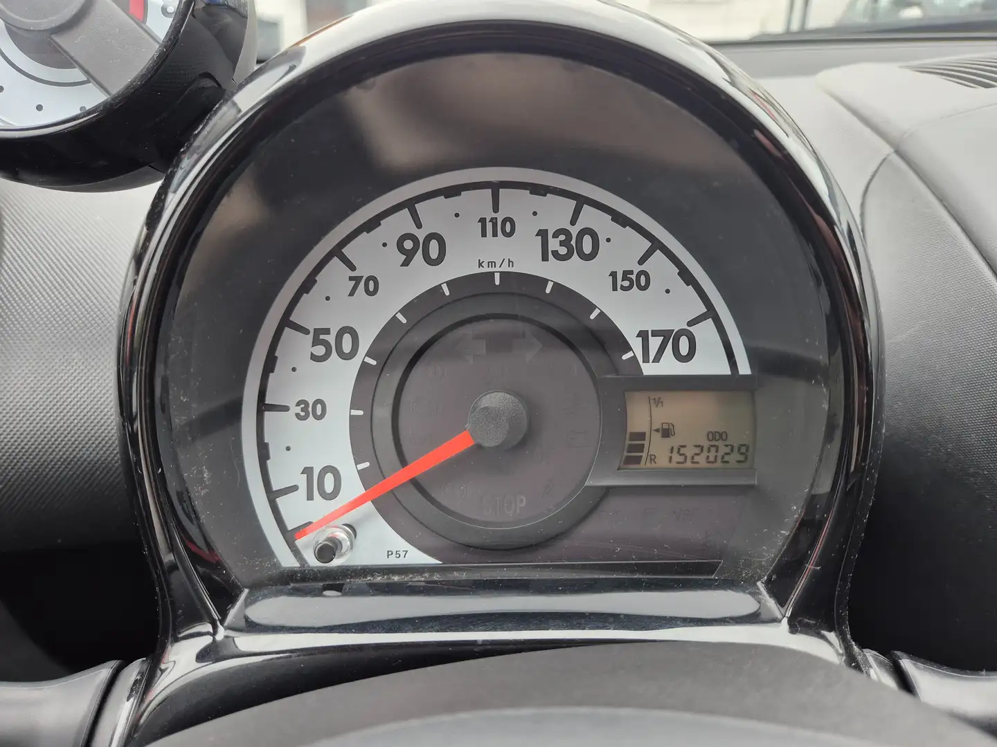 Citroen C1 1.0i Exclusive - GARANTIE 1AN - Gris - 2