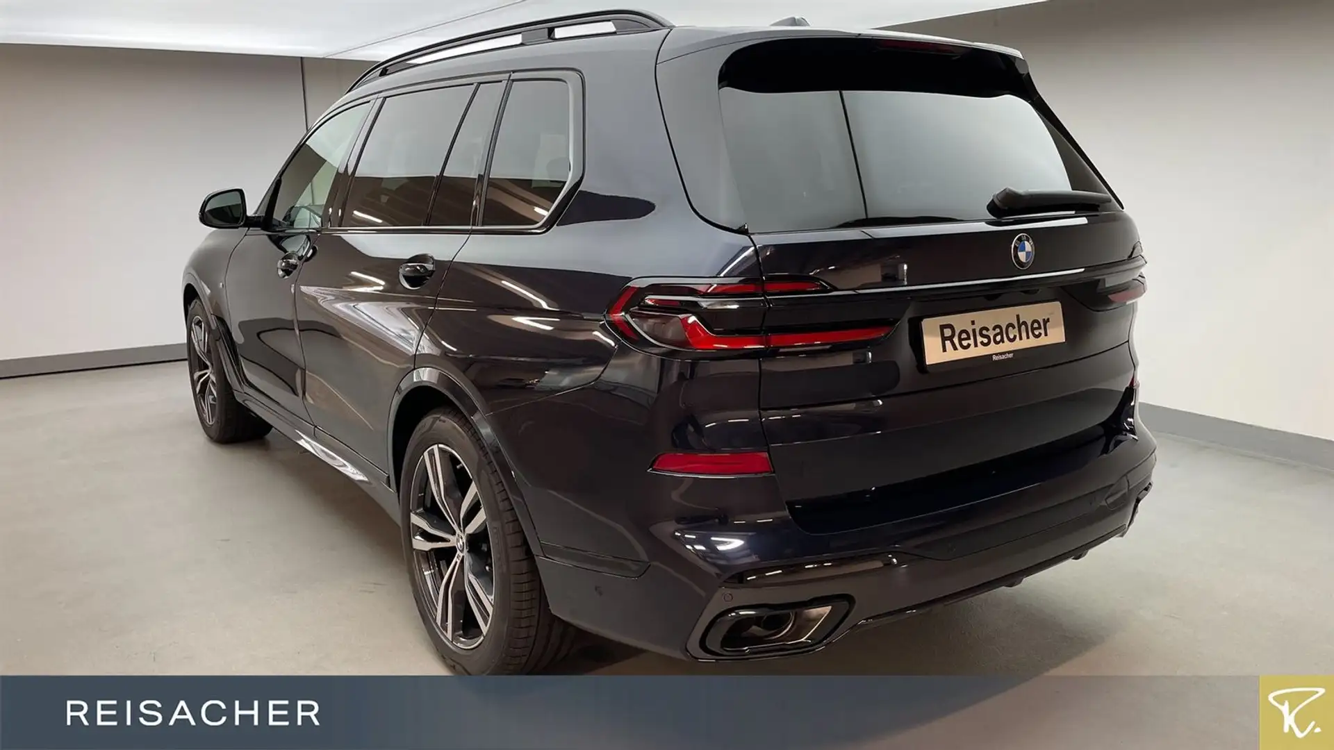 BMW X7 xDrive40i M Sport PRO,SkyLou,AHK,RFK,7-Sitze Schwarz - 2