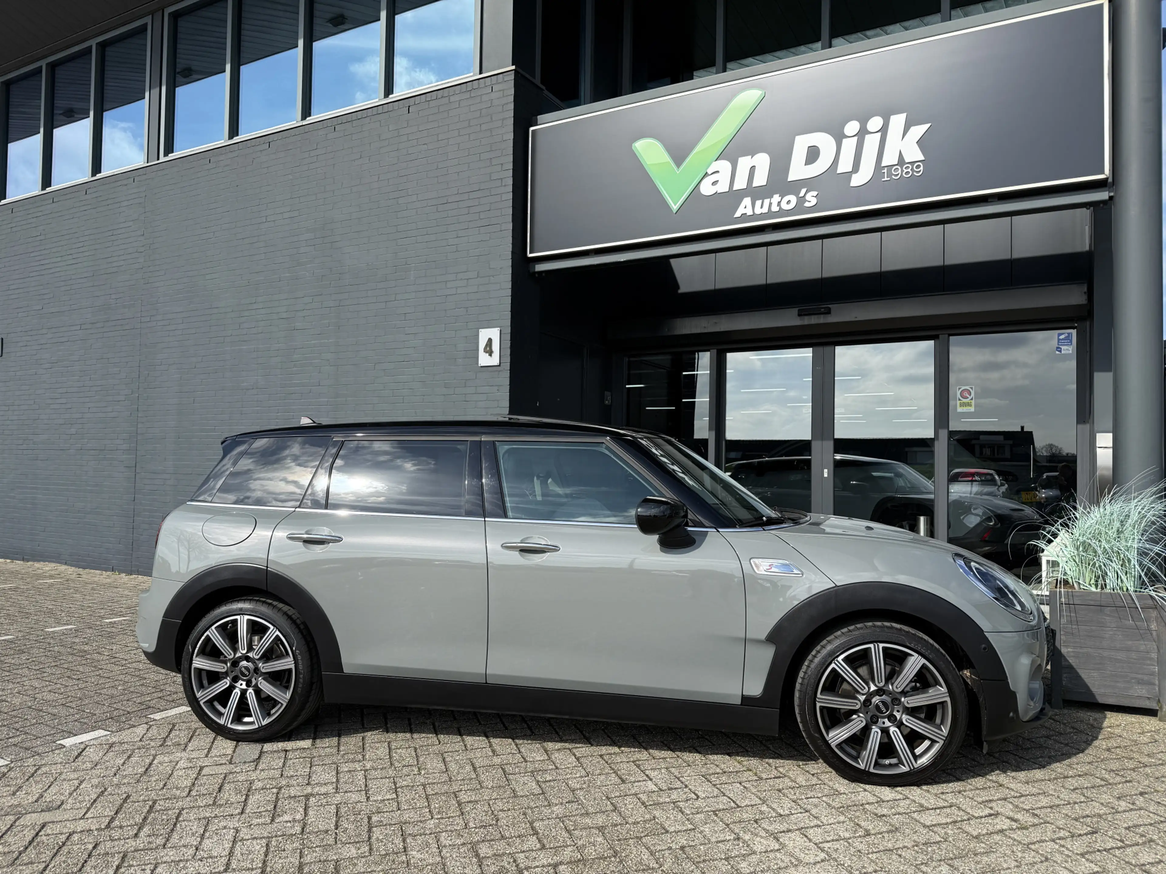 MINI Cooper S Clubman Mini 2.0 Open Dak Navi Camera Head-Up 18Inch — photo 5
