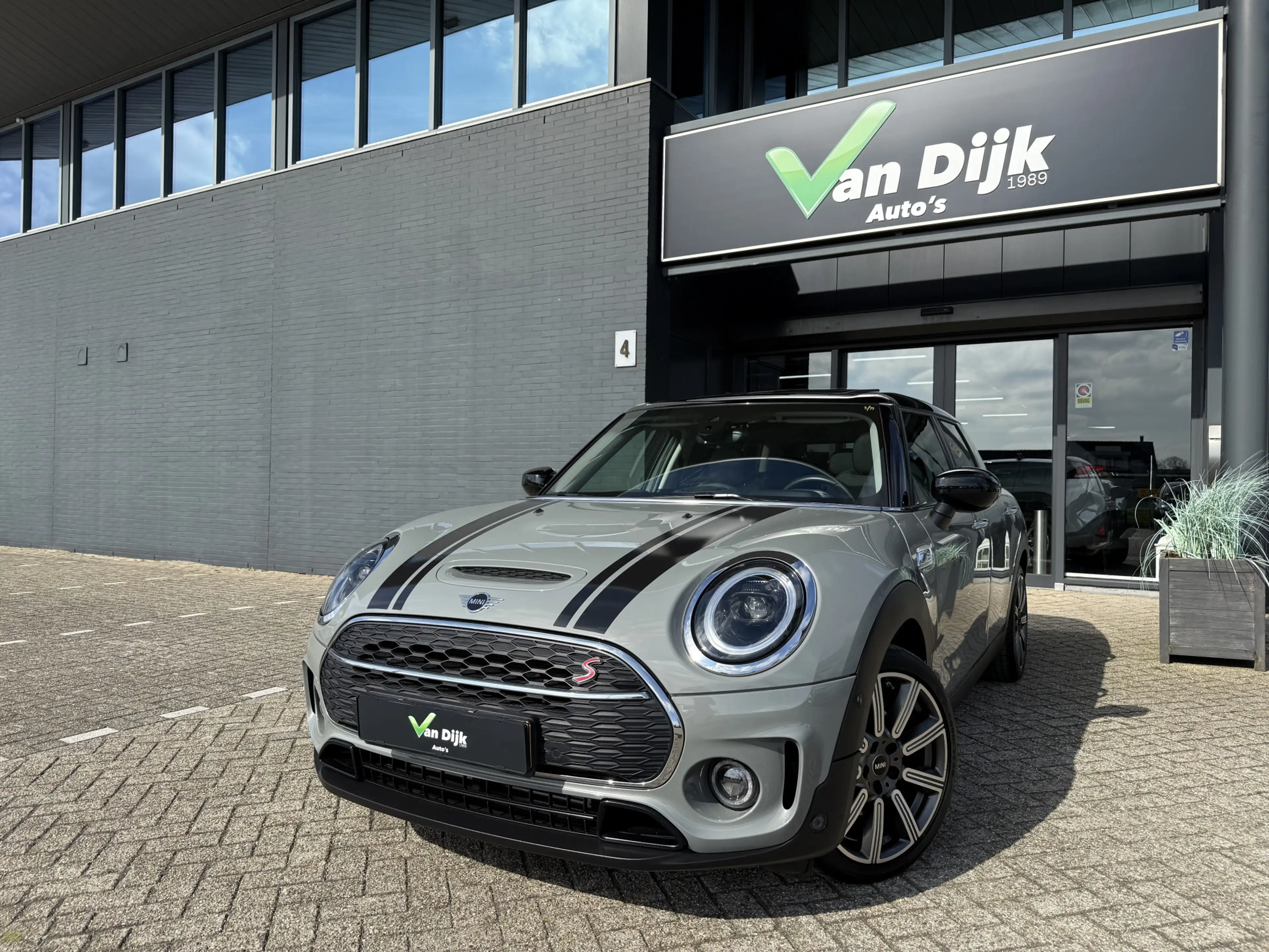 MINI Cooper S Clubman Mini 2.0 Open Dak Navi Camera Head-Up 18Inch — photo 3