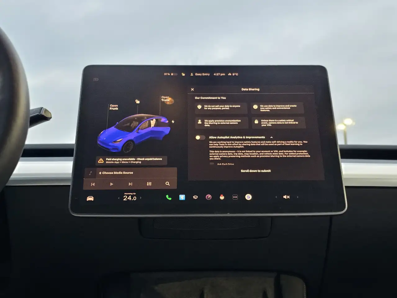 Tesla Model Y снимка Tesla Model Y
