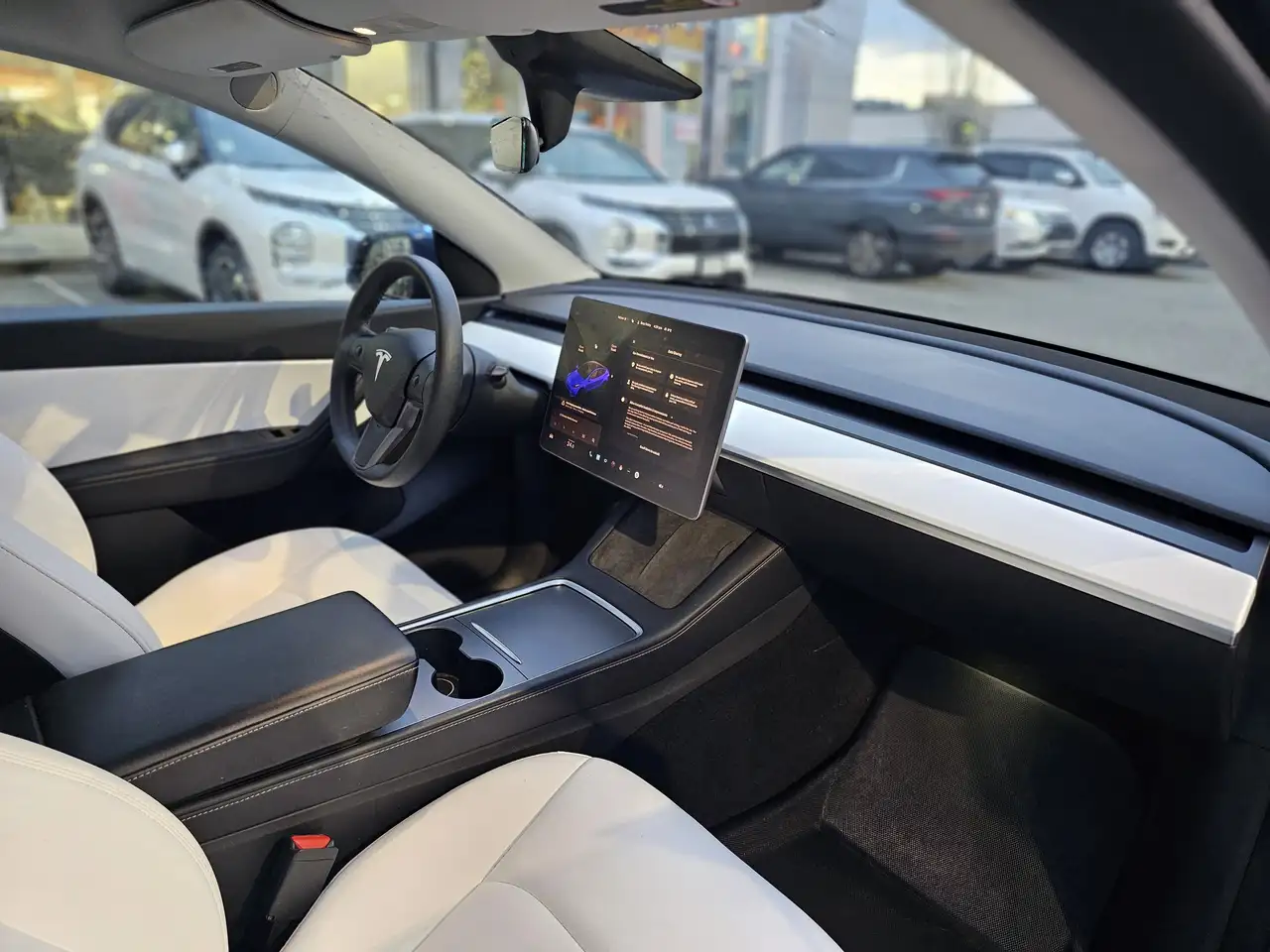 Tesla Model Y снимка Tesla Model Y