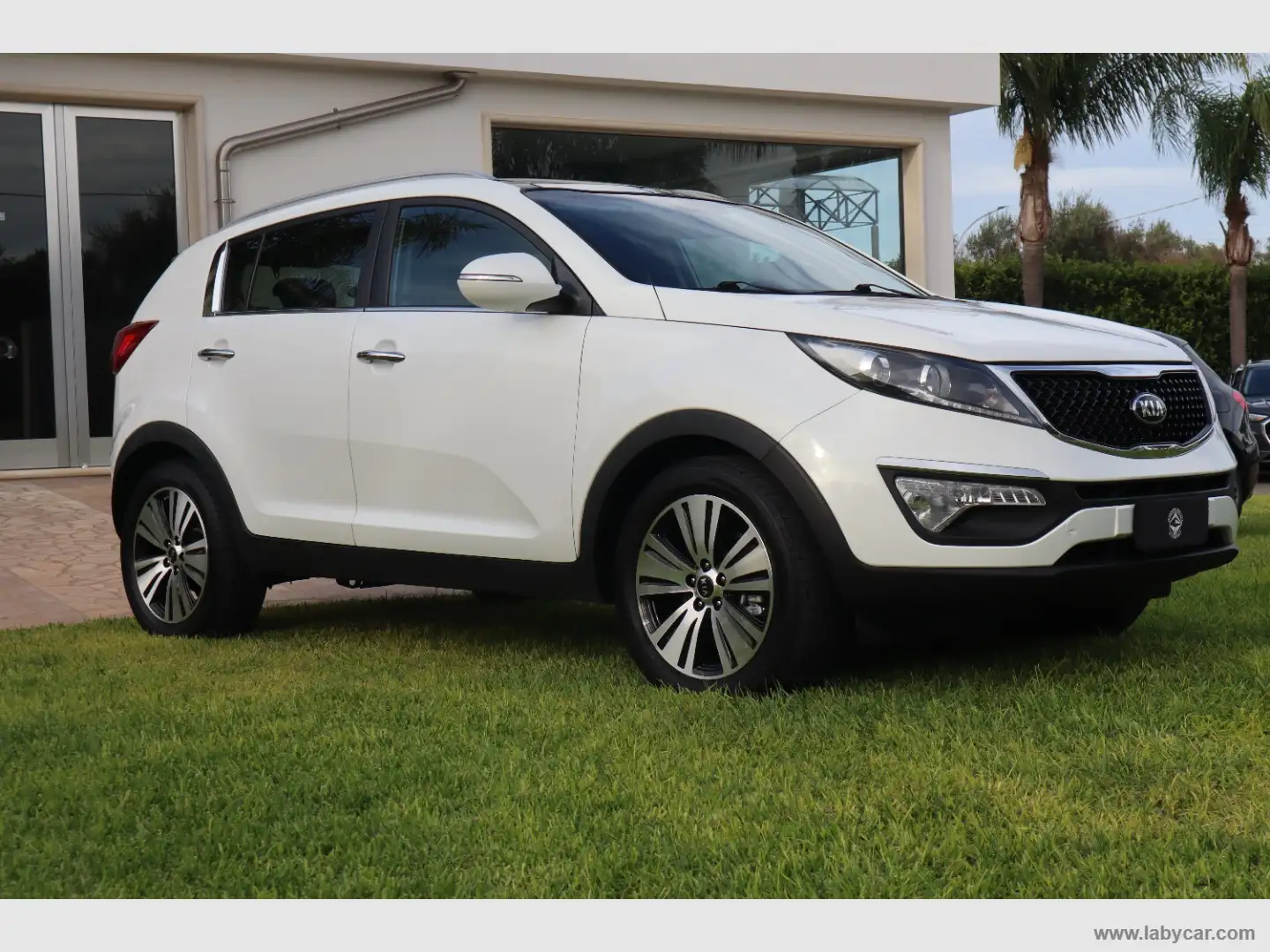 Kia Sportage 1.7 CRDI 2WD Cool TETTO/NAVI/RETROCAMERA Bianco - 1