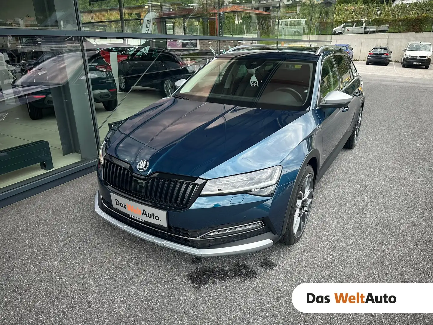 Skoda Superb 4x4 SCOUT TDI DSG Blau - 1