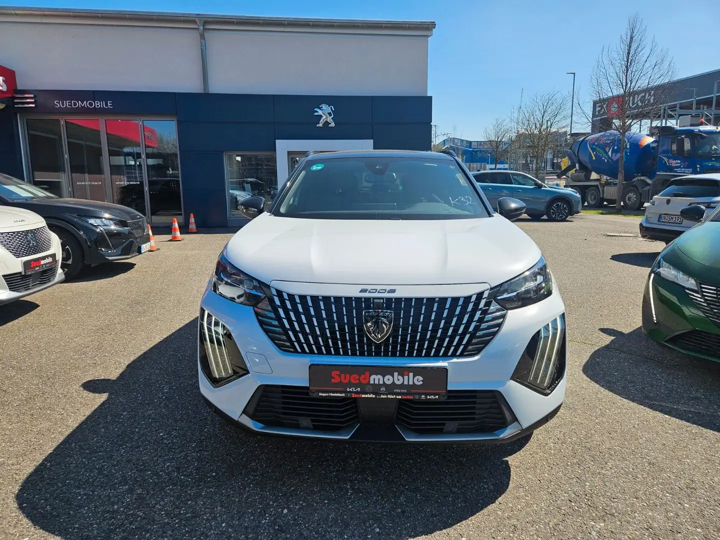 Peugeot 2008 Hybrid 136 e-DSC GT Weiß - 2