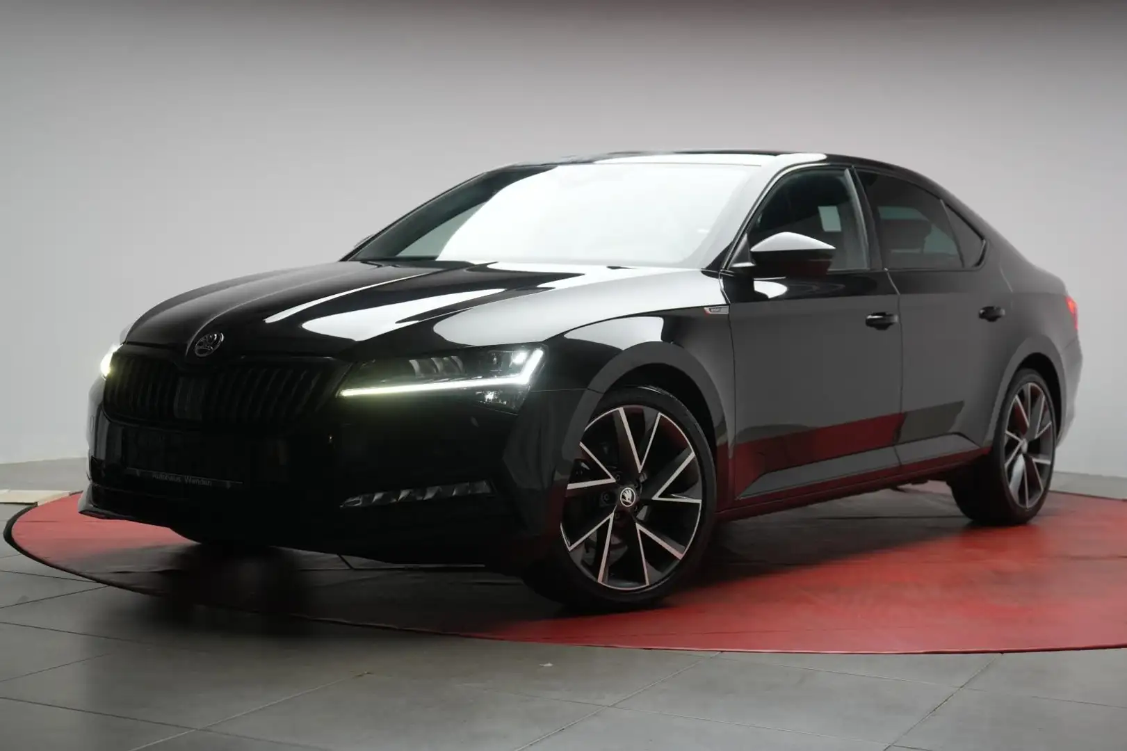 Skoda Superb 2.0 TDI 4x4 DSG Sportline Navi/Temp/Mirro Schwarz - 2
