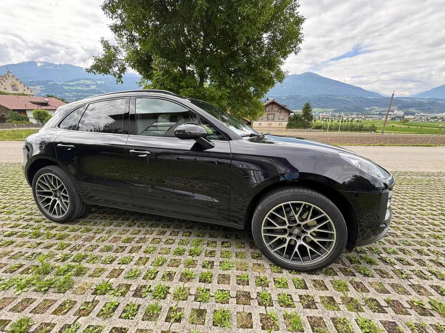 Porsche Macan Macan S Schwarz - 1