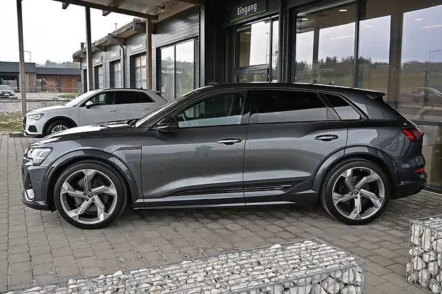 Audi e-tron quattro 95kWh S NP €133k ACC, AHK, Sitzklima, M... Ansicht 2