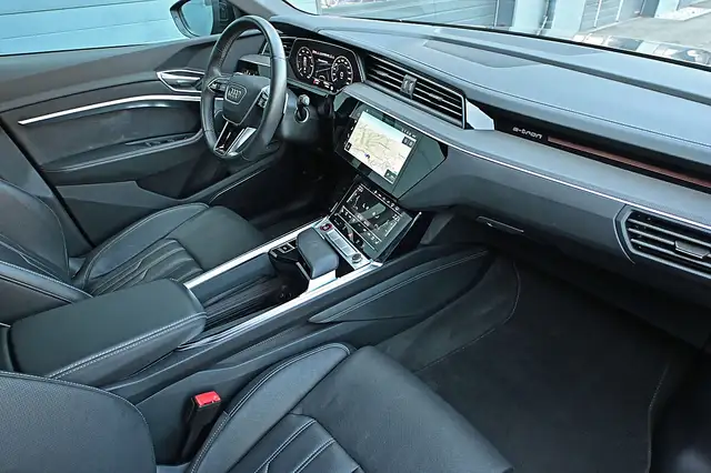 Audi e-tron quattro 95kWh S NP €133k ACC, AHK, Sitzklima, M... Ansicht 4