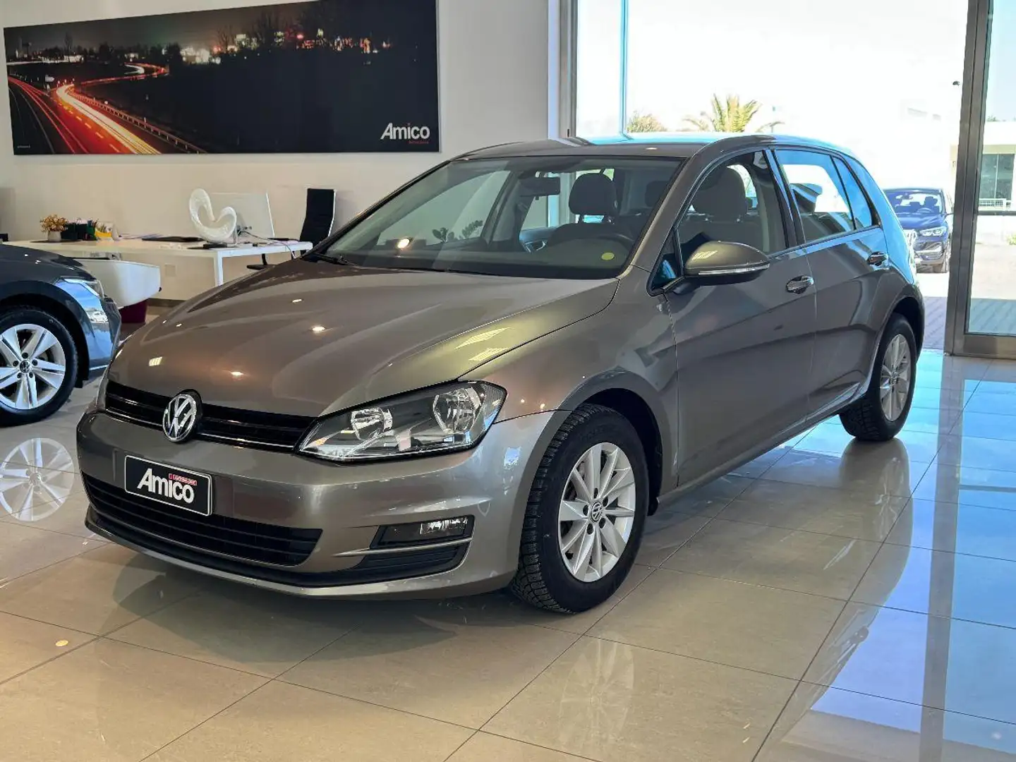 Volkswagen Golf 7 1.6 TDI 105CV 5p Comfortiline Grigio - 1
