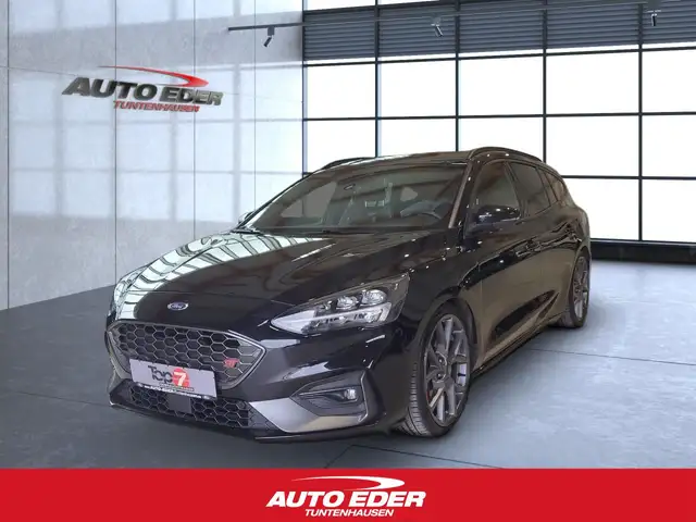 2020 Ford Focus in Black for sale