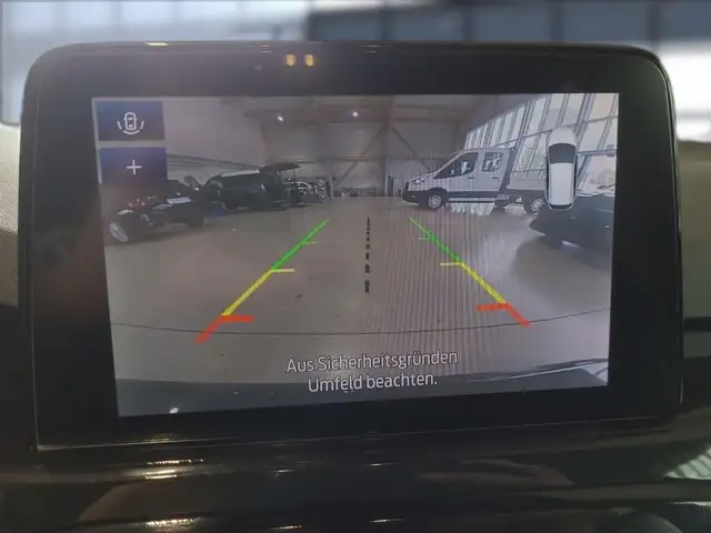 Ford Focus view 12
