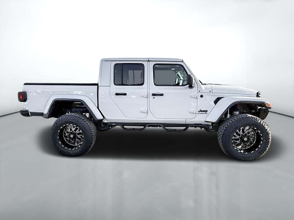 2024 Jeep Gladiator NIGHTHAWK 4X4 // 12000$ DE MODIFICATION — снимка 1