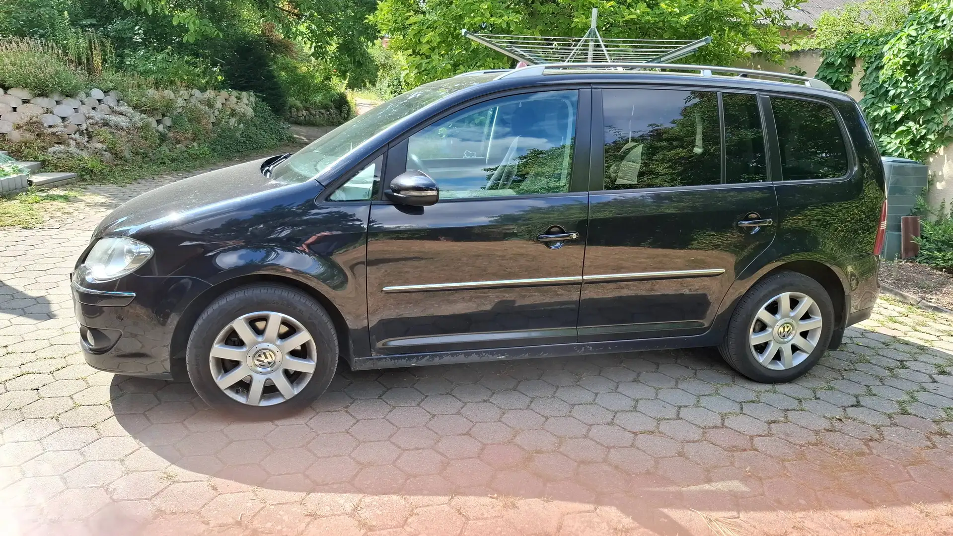 Volkswagen Touran Touran Highline 2,0 TDI DPF DSG Highline Schwarz - 2
