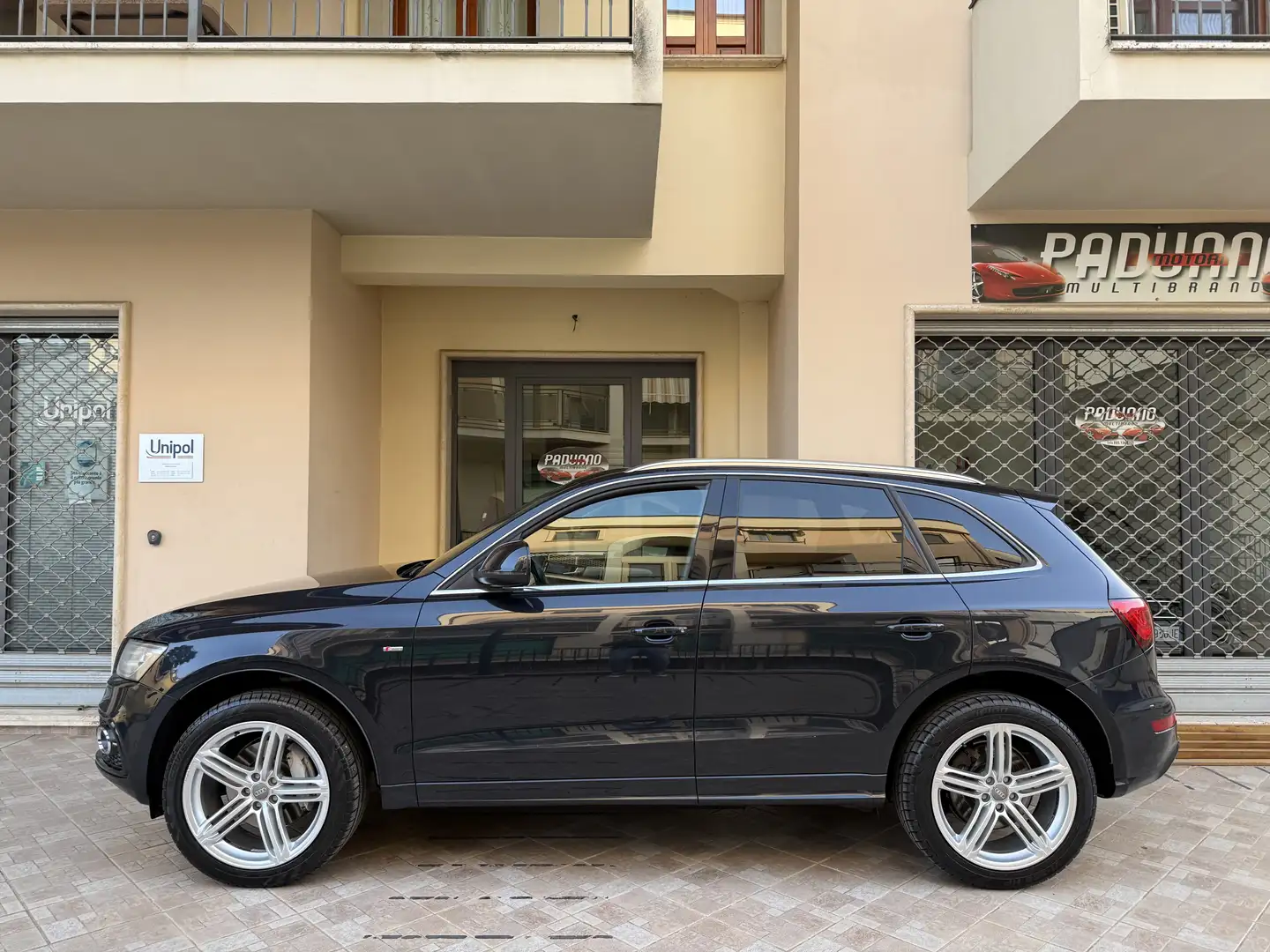 Audi Q5 3.0 V6 tdi quattro s-tronic S-Line Bleu - 2