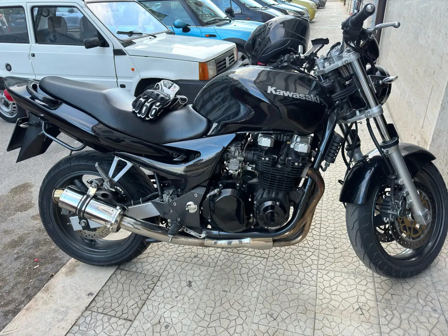 Kawasaki ZR - 7 Nero - 2