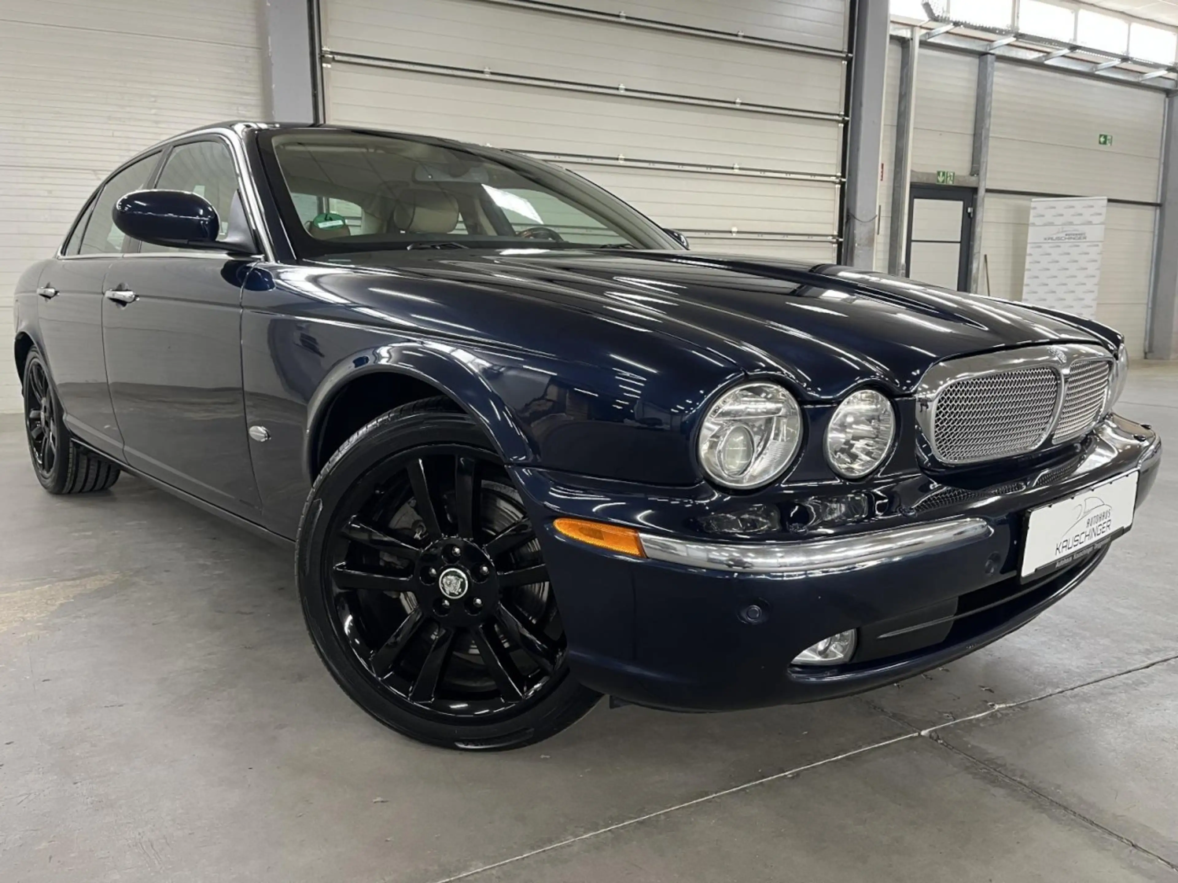 Jaguar XJ 2.7 D Sovereign 4xSHZ LEDER BEIGE XENON NAVI AUTOM