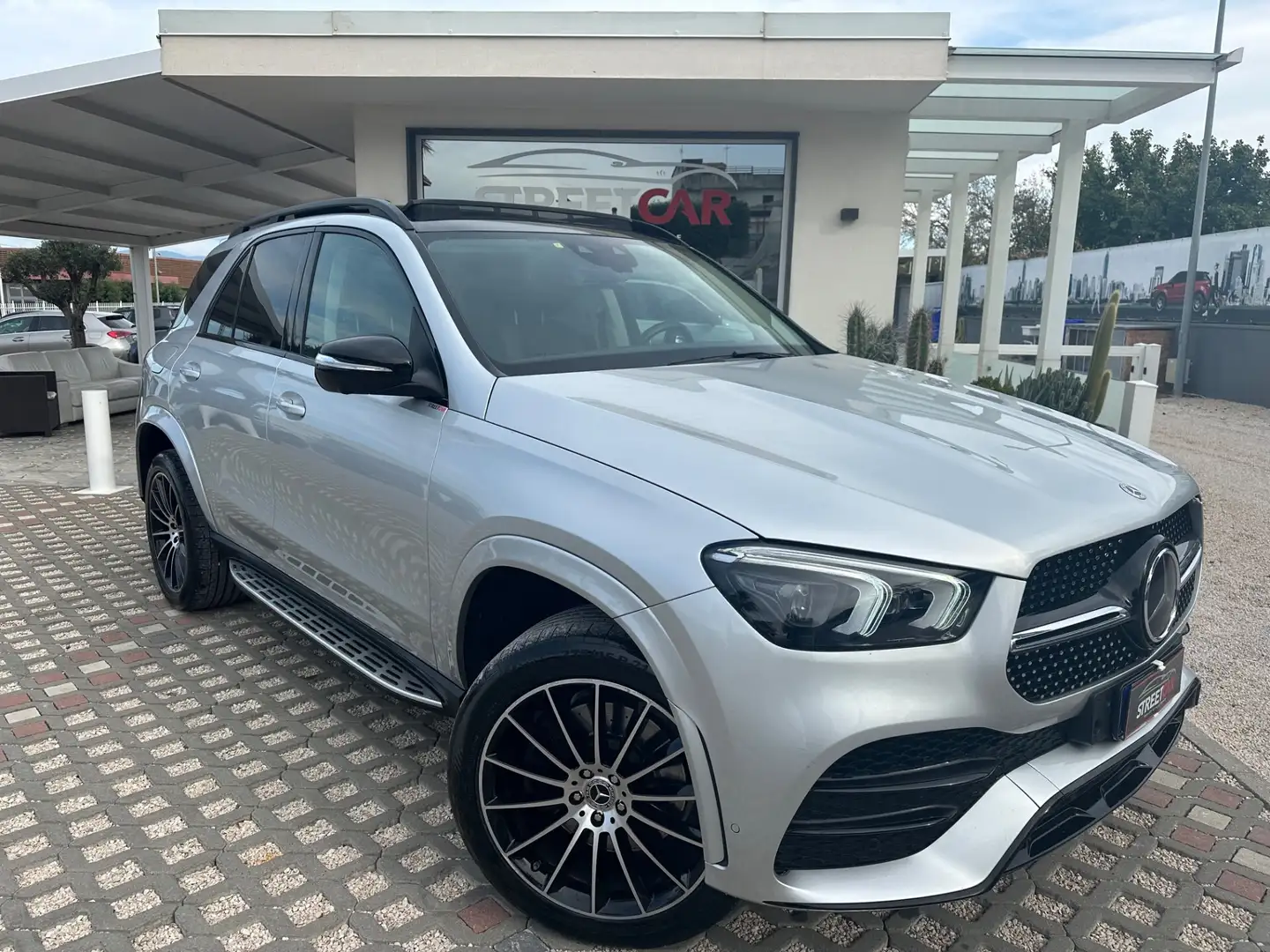 Mercedes-Benz GLE 300 GLE 300 d 4Matic Premium Gris - 1