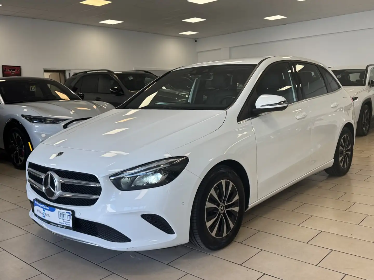 Mercedes-Benz B 200 d *Style*AHK*Navi*LED*Standheiz*PDC*Leder Blanco - 1