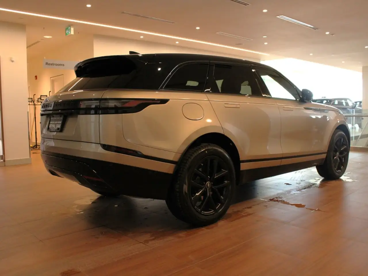 Land Rover Range Rover Velar снимка Land Rover Range Rover Velar