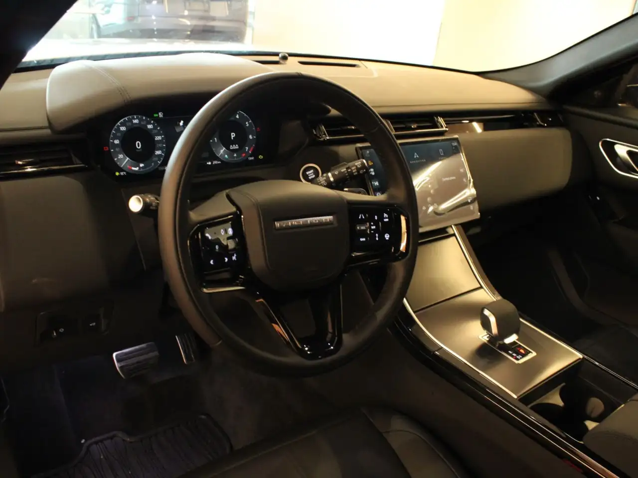 Land Rover Range Rover Velar снимка Land Rover Range Rover Velar