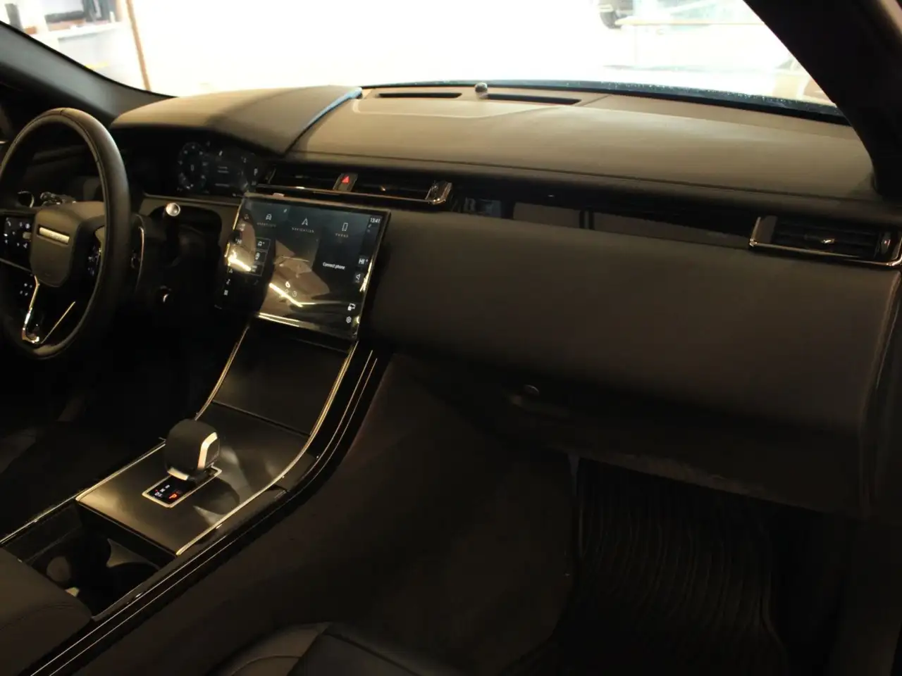 Land Rover Range Rover Velar снимка Land Rover Range Rover Velar