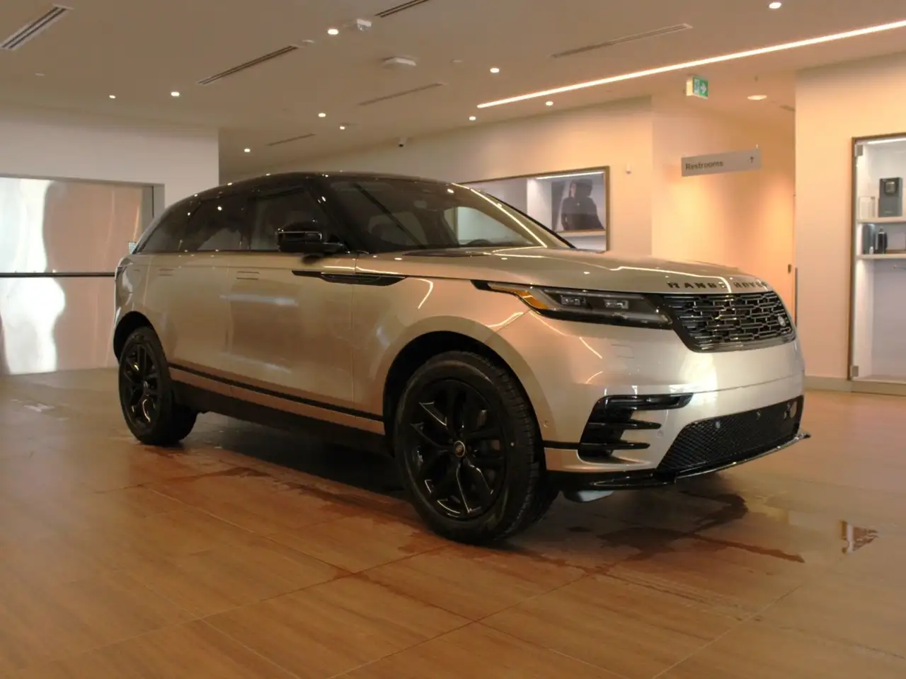 Land Rover Range Rover Velar снимка Land Rover Range Rover Velar