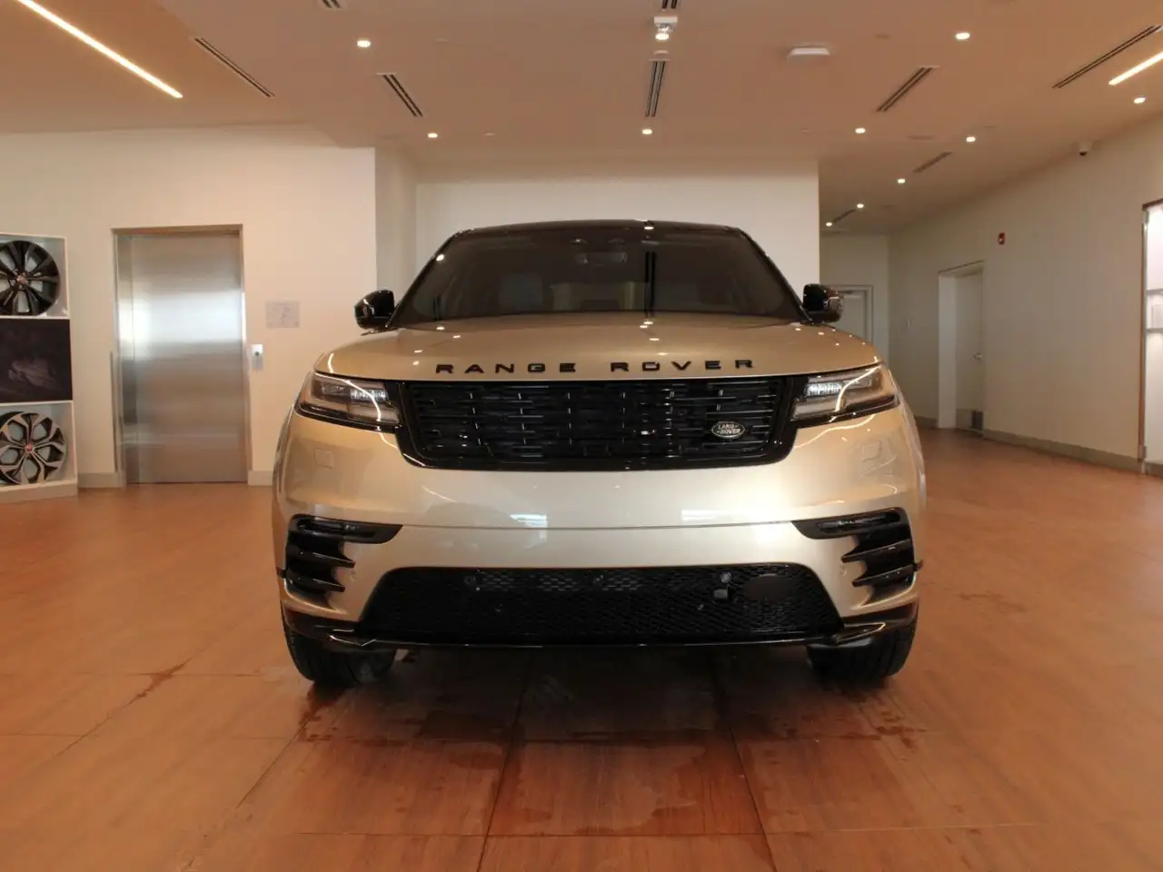 Land Rover Range Rover Velar снимка Land Rover Range Rover Velar