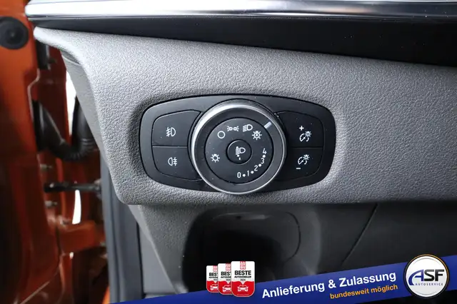 Ford Tourneo Custom view 24