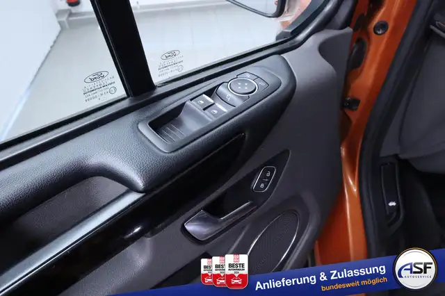 Ford Tourneo Custom view 19