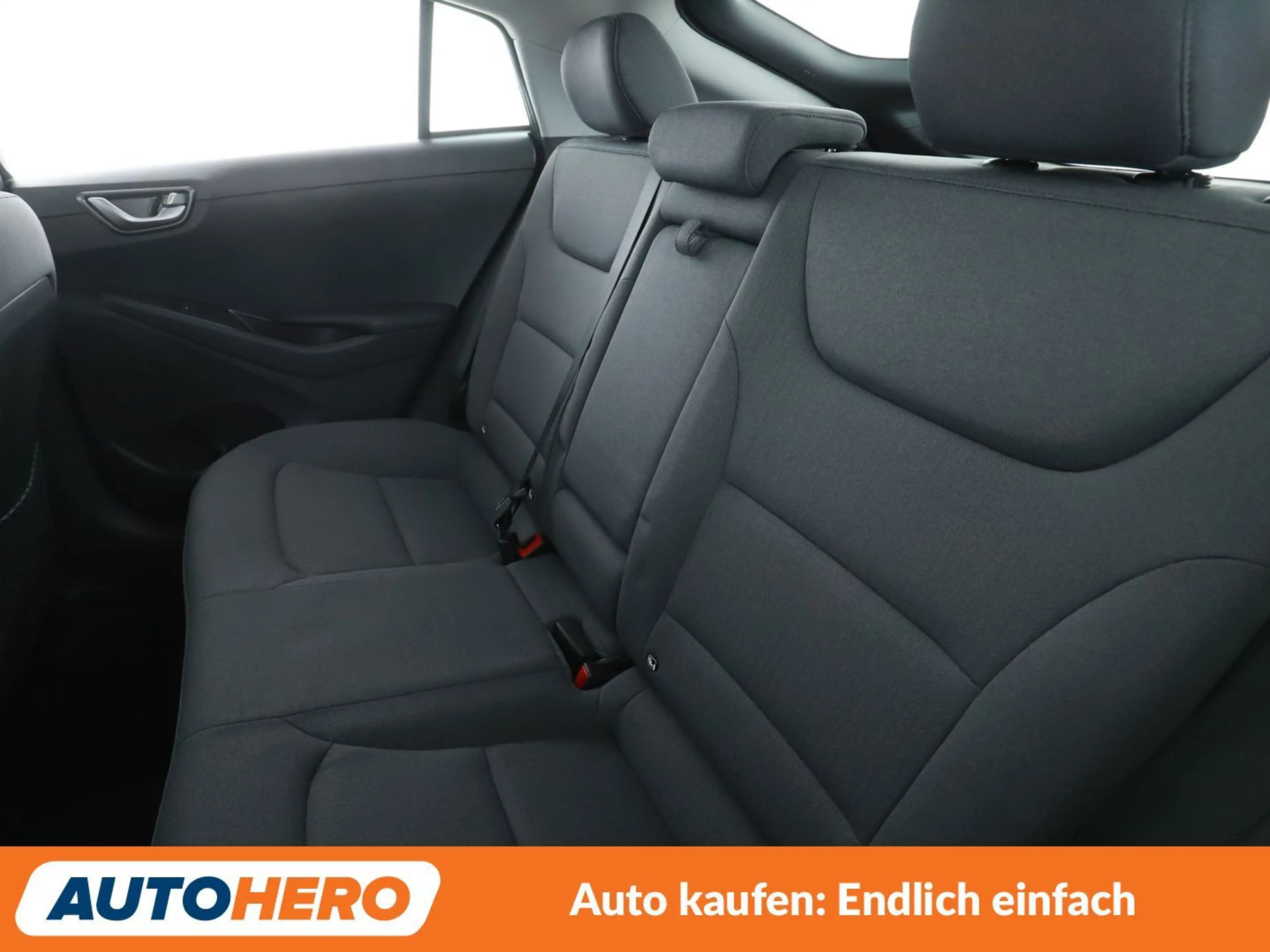 Hyundai IONIQ 1.6 Hybrid Trend Aut.*ACC*CAM*PDC*SHZ* — photo 14