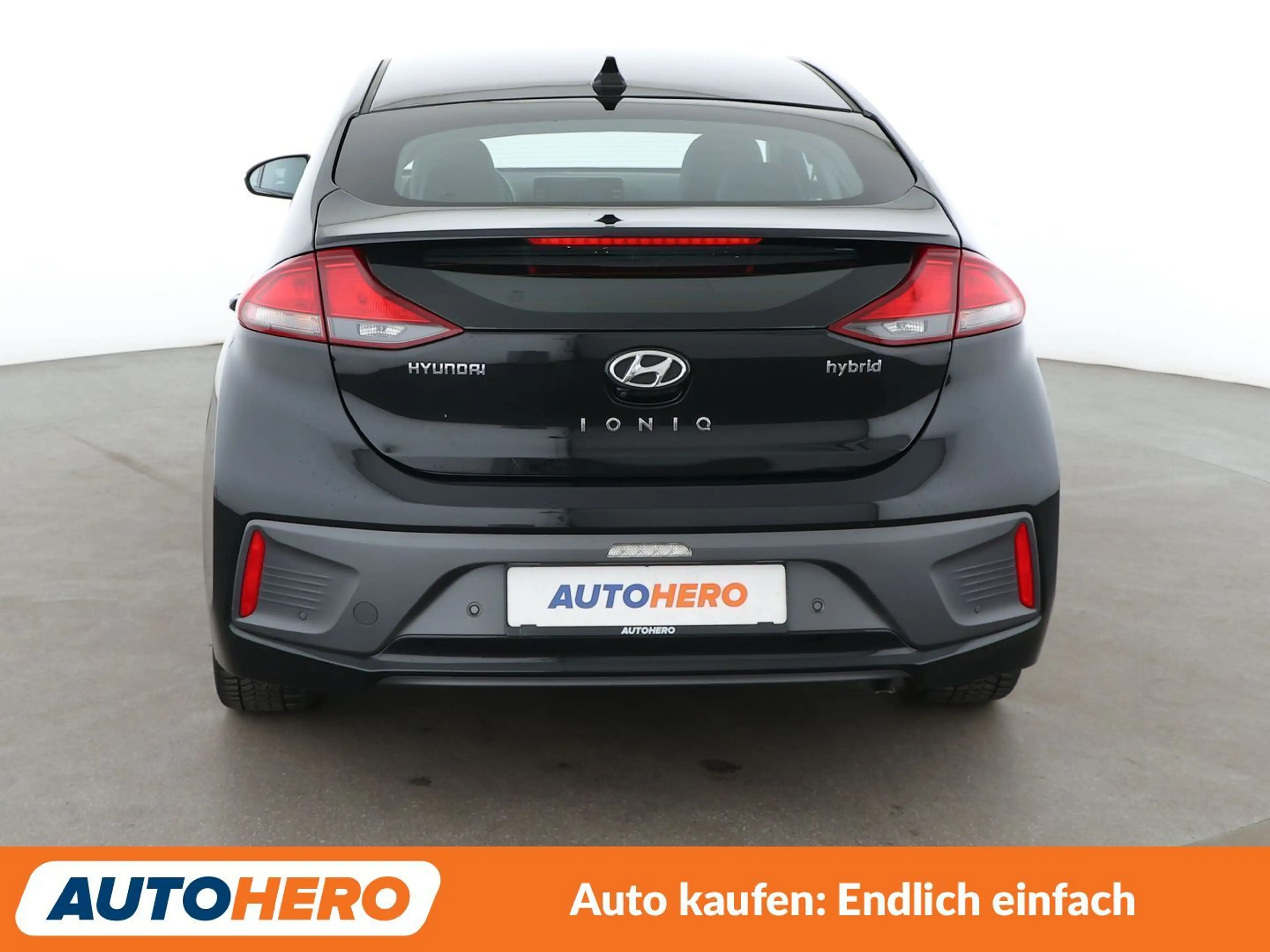 Hyundai IONIQ 1.6 Hybrid Trend Aut.*ACC*CAM*PDC*SHZ* — photo 5