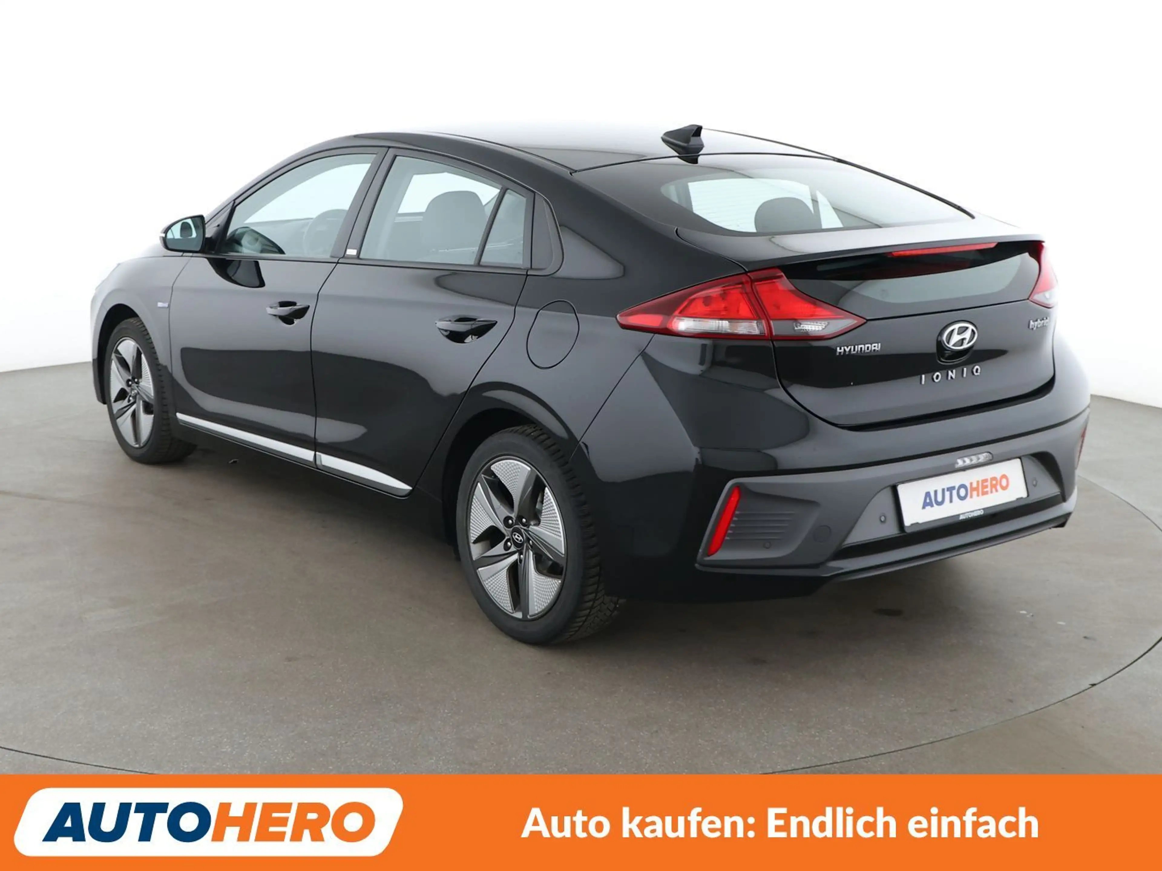 Hyundai IONIQ 1.6 Hybrid Trend Aut.*ACC*CAM*PDC*SHZ* — photo 4