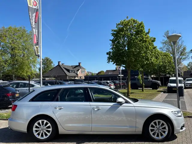 Audi A6 view 4