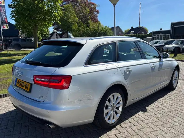 Audi A6 view 5