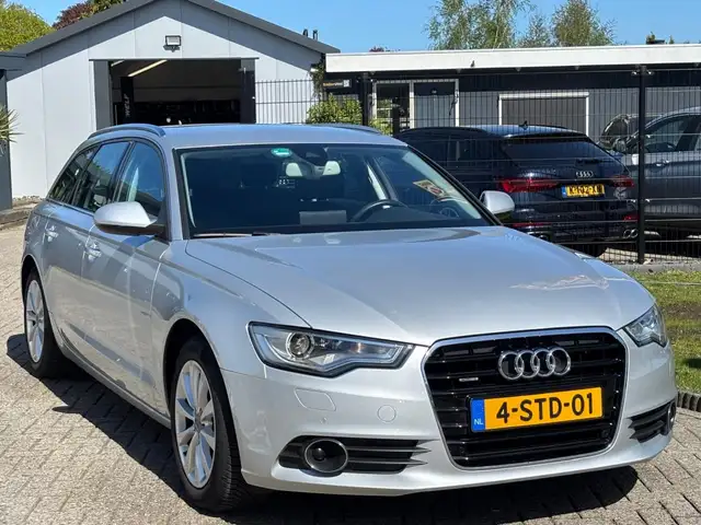 Audi A6 view 3