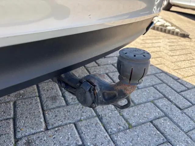 Audi A6 view 9